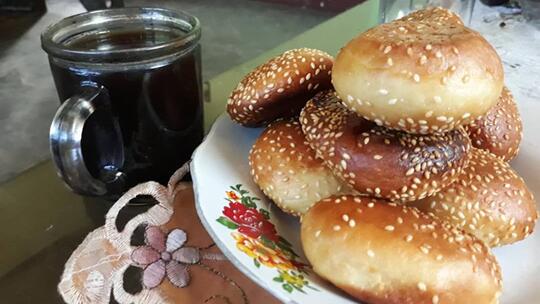 Sarapan Kompiang, Dorayaki Asal RUTENG Teman Spesial Minum Kopi