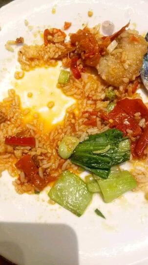 Gan, Selapar Apapun Perut Jangan Langsung Embat Aja Makanan, Atau Kayak Gini Jadinya!