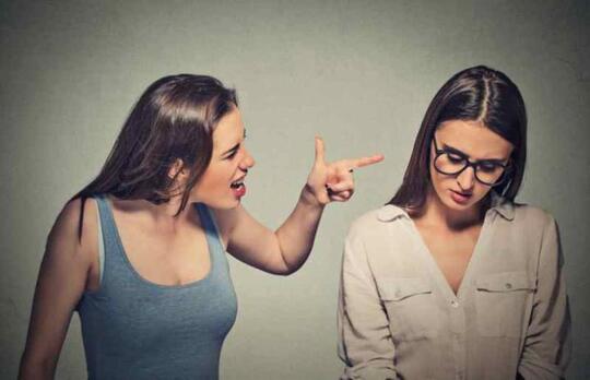Gimana cara mengatasi toxic friend?