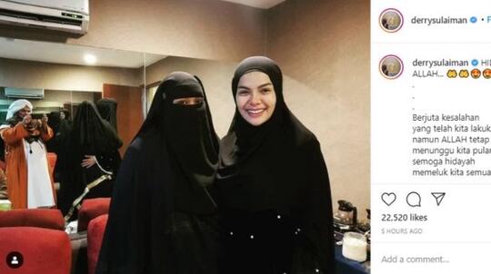 Ustaz Derry Sulaiman Unggah Foto Nikita Berhijab, Singgung soal Hidayah