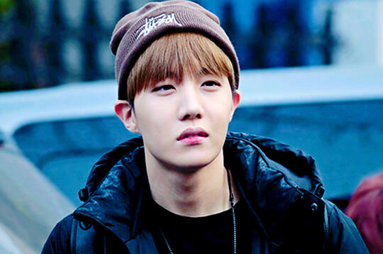 7 Fakta Jung Hoseok Si Raja Dansa BTS