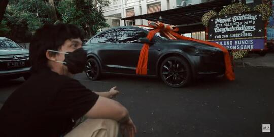 Atta Halilintar Dapat Mobil Tesla Model X Malah Bingung? Ternyata Begini Ceritanya!