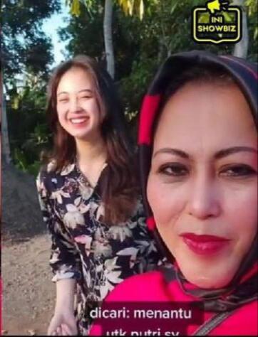 Viral! Emak-emak Mencari Menantu Anaknya Cantik, Ada yang Mau Daftar?