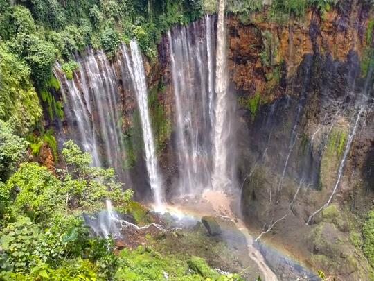 Air Terjun Tumpak Sewu Dan Goa Tetes, Serpihan Surga Yang Tercecer Dibumi