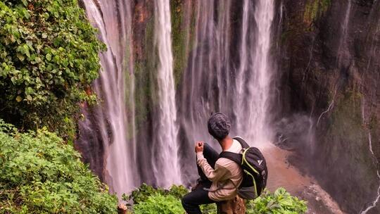 Air Terjun Tumpak Sewu Dan Goa Tetes, Serpihan Surga Yang Tercecer Dibumi