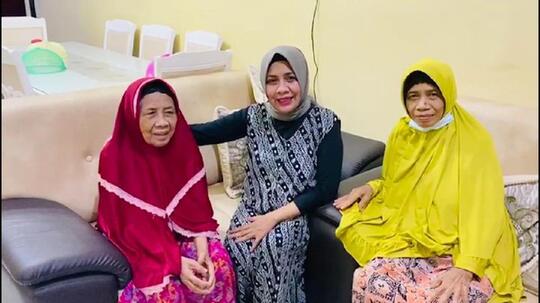 Mencekam, Ibunda Mahfud Md Ketakutan Saat Rumah Didatangi Massa