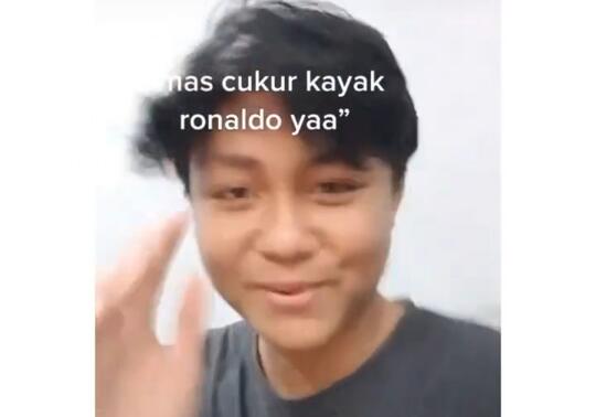 Miskomunikasi, Request Pangkas Rambut Model Ronaldo Malah Jadi Ronaldo Wati! Gokils