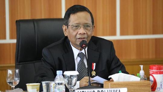 Pemerintah Resmi Larang FPI!
