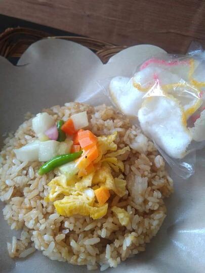 Hanya di Cafe Wangi and Studio Nasi goreng, Nasi Bakar, Nasi Gurih seharga 3k saja!