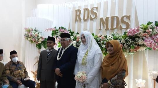 Sosok Rashda Diana, Cucu Pendiri Ponpes Gontor yang Dinikahi Din Syamsuddin