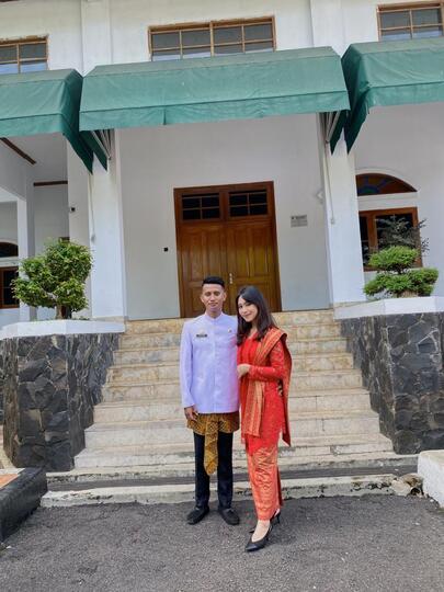 Buat Baper! Bak Cerita FTV, Ajudan Ini Berhasil Melamar Anak Bupati Subang