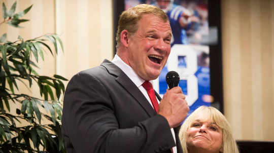 Dulunya Pegulat WWE "Smackdown", Sekarang Beralih Profesi Menjadi Walikota!