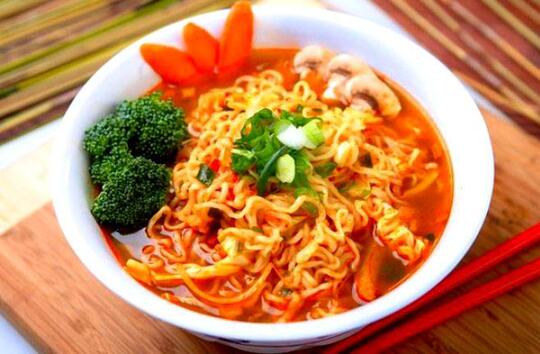 6 Macam Makanan yang Enak Dimakan Saat Musim Hujan Versi Lintang! Versi Agan Mana?