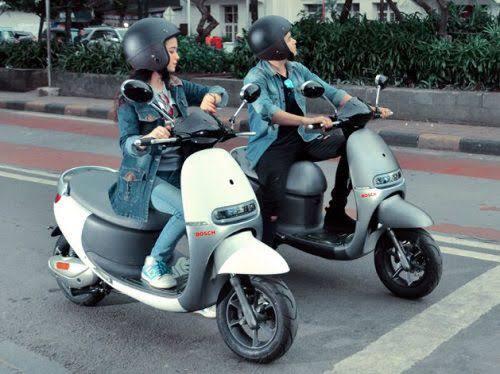 Beralih Ke Kendaraan Listrik, Mau Sih Tapi Kok Mahal Ya !