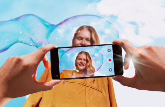 Pilihan Smartphone Yang Tepat untuk Nemenin #StayAtHome