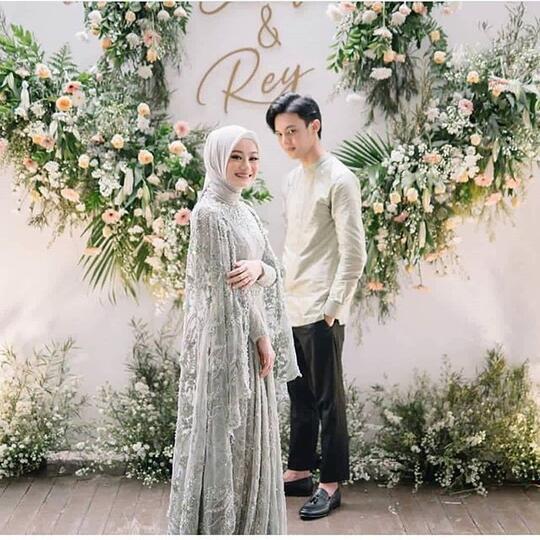 Menikah Setelah Jatuh Cinta, atau Jatuh Cinta Setelah Menikah?