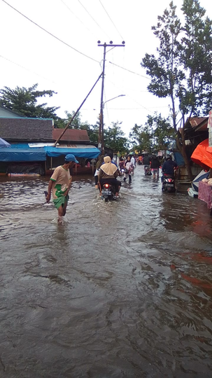 Banjir Kalsel: 5 Orang Meninggal, 27.111 Rumah Terendam, 112.709 Warga Mengungsi
