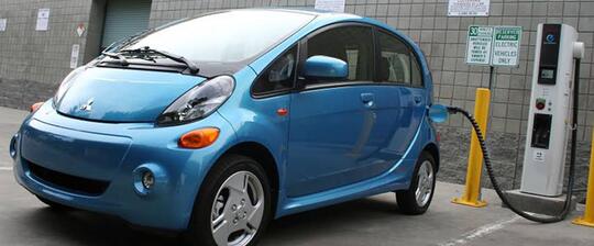 Mobil Listrik Benarkah Sebuah Solusi Untuk Mengurangi Polusi Udara?