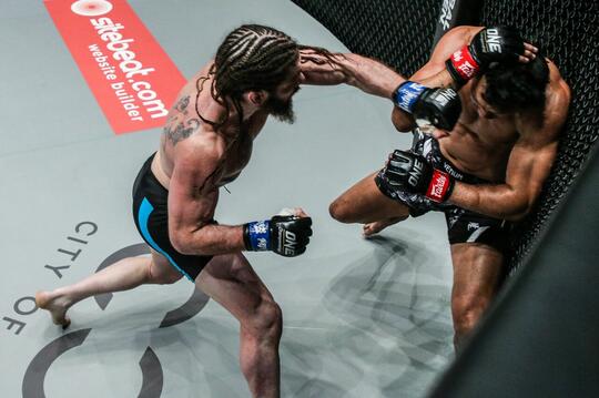 James Nakashima Tak Sabar Hadapi Versi ‘Buas’ Aoki Di Laga Lightweight