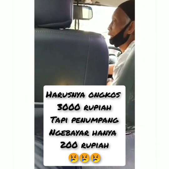 Cekcok Dengan Penumpang,Sedih Sopir Angkot Yang Sudah Tua Ini Cuma Dibayar 200 Rupiah