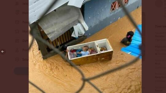 Viral Meme Jokowi Jawab Penyebab Banjir Kalsel, Semua Salah Hujan