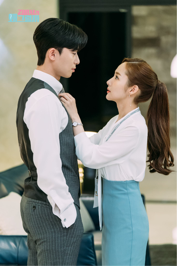6 Couple di Drama Korea Ini Lawak Abis, Dijamin Selalu Bikin Ketawa Deh~
