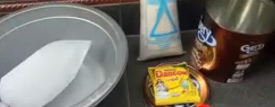 Cara Bikin Ice Cream Sederhana Dengan Susu Bubuk, Secara Manual Kamu Mau Coba?