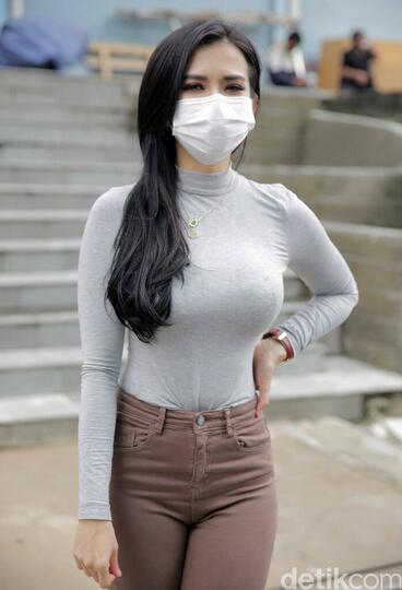 Maria Vania Ketat Banget