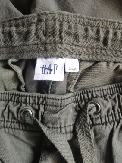 STOCKLOT GARMENT, BRANDED SISA EXPORT