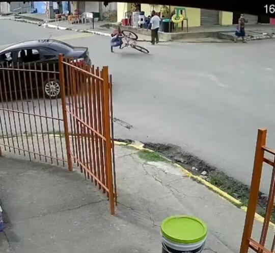 Reflek Sudah Bagus, Akhirnya Pemuda Ini Harus Tersungkur Juga! Remnya Pakem?