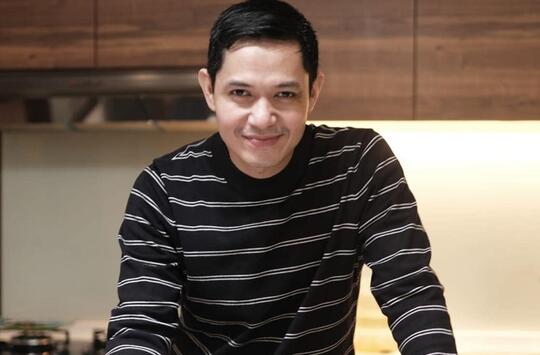Sebelum Arya Saloka, 6 Aktor Ini Telah Lebih Dulu Menjadi Idola Para Emak-emak