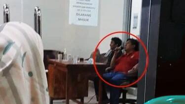 Viral Petugas Dinsos Karaokean saat Warga Kena Banjir, Ini Kata Ganjar