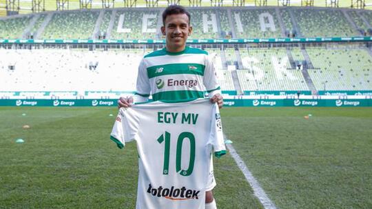 Emang Iya, Egy Titipan Sponsor dan Bagus Bagian dari Strategi Marketing?