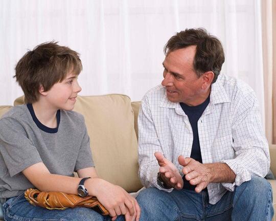 Agar Tak Salah Mendidik Anak, Perlu Agan Ketahui 4 Tipe Parenting ini!!