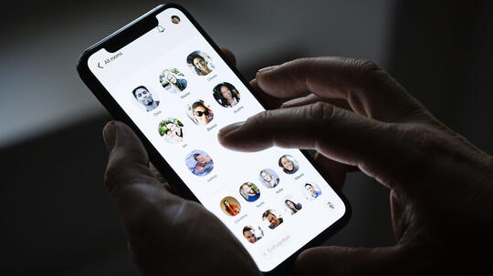 Plus-Minus dari Clubhouse, Si Aplikasi Viral Akhir-Akhir Ini