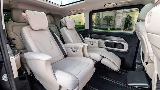 Melihat Kerennya Mobil Baru Raffi Ahmad, Mercedes Benz V 260
