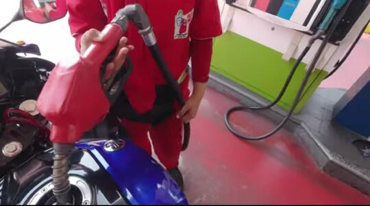 Bangkitkan Jiwa Balap Dengan Yamaha R15, Begini Perawatan Agar Mulus Saat Berkendara
