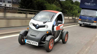Renault Twizy, Mobil Listrik Yang Imut Dengan Harga OTR Di Indonesia Rp 408 Juta