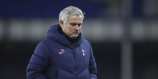 Peforma Hotspur Jeblok, Layakah Pelatih ini Jadi Pengganti Mourinho?