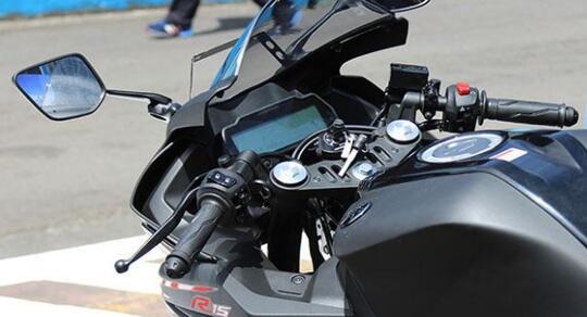 6 Tips Merawat Motor Yamaha R15 Tanpa Ribet!