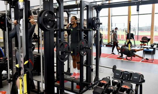 Apakah Virgil van Dijk Segera Memperkuat Liverpool Lagi? Pertanyaan atau Harapan?