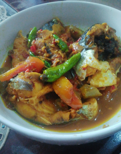 Ikan Patin Masak Belimbing Wuluh, Segar, Mantap dan Enak !