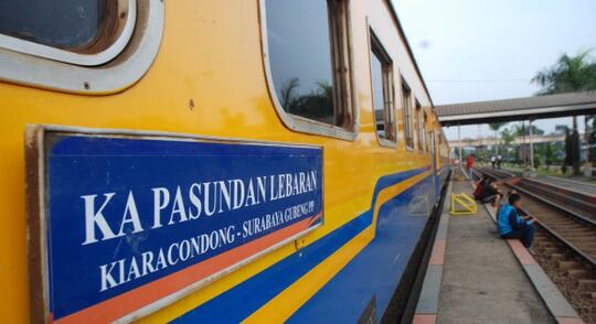 Pengalaman Mengesankan Ketika Naik Kereta Api Ekonomi