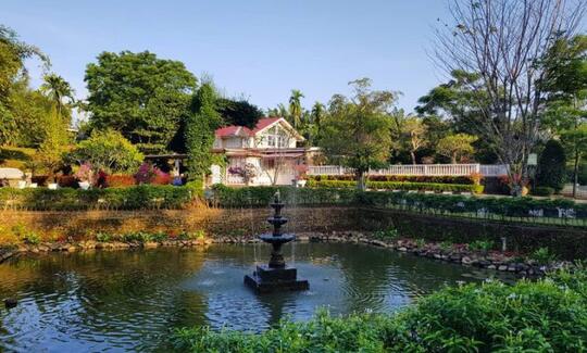 Asyiknya Berbulan Madu di The Le Hu Garden Medan