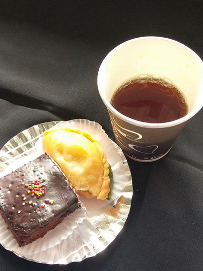 10 Macam Cemilan Teman Ngeteh atau Ngopi Mana Kesukaan Agan?