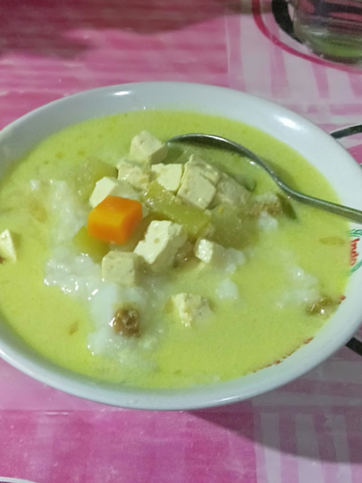 Sarapan dengan Bubur Sayur Bu Tanto, Murah, Enak dan Bergizi Cuma 2-3 Ribu Saja!