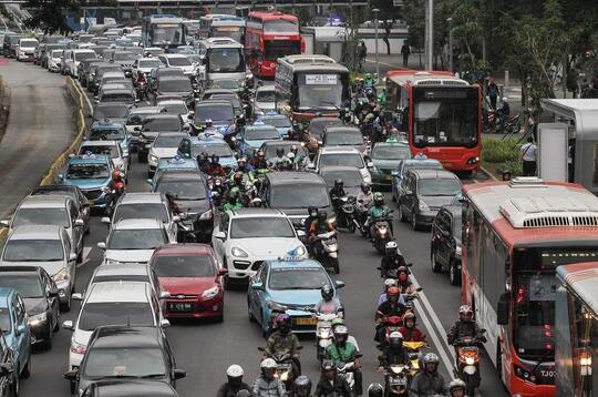 Kenali 7 Kendaraan Yang Harus Diprioritaskan Jika Sudah Berada Di Jalan