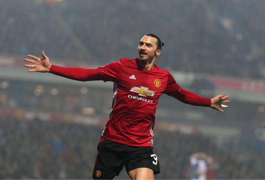 Cedera Gagalkan Rencana Reuni Zlatan-MU