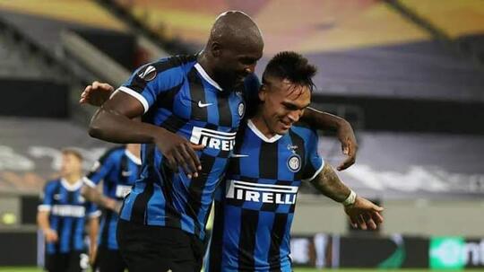 Imbas Transfer Lukaku, Inter Bisa Kehilangan Lautaro Martinez Atau Milan Skriniar
