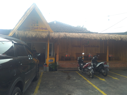 Review "Saung Liwet Mirah" Pacet Cipanas Cianjur: Murahnya Gak Bohong Loh!
